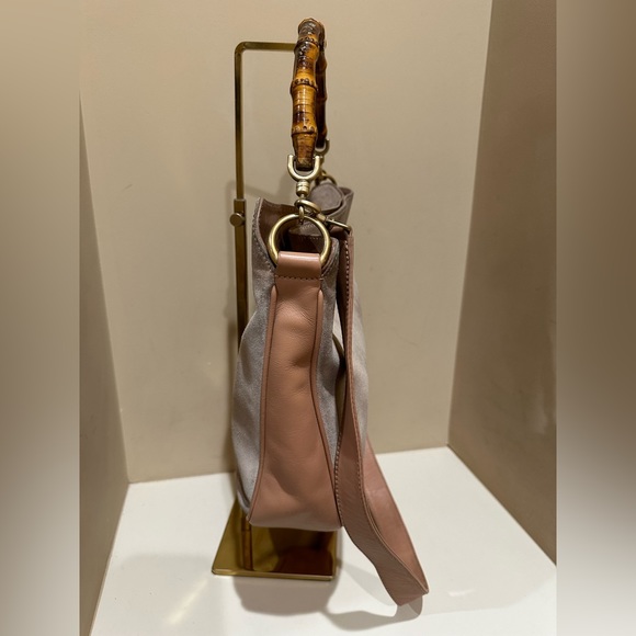 Gucci Suede Bamboo 2-way carry Bag in Beige - Picture 4 of 12